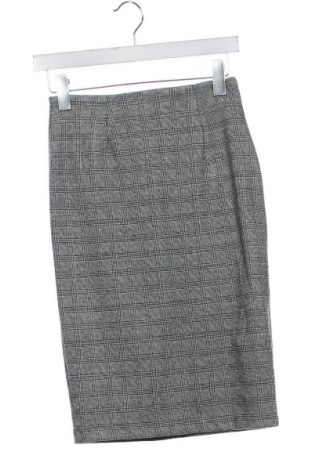 Пола Reserved, Размер XS, Цвят Многоцветен, Цена 2,04 €