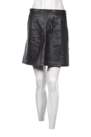 Szoknya Reserved, Méret M, Szín Fekete, Ár 7 220 Ft