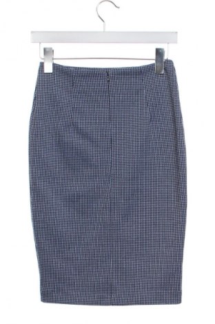 Пола Reserved, Размер XS, Цвят Многоцветен, Цена 3,57 €