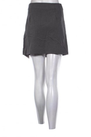 Пола SHEIN, Размер S, Цвят Сив, Цена 2,04 €