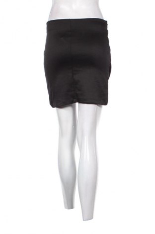 Пола Terranova, Размер M, Цвят Черен, Цена 2,04 €