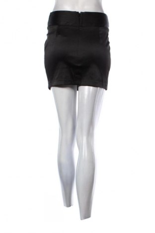 Пола Unbranded, Размер S, Цвят Черен, Цена 4,09 €