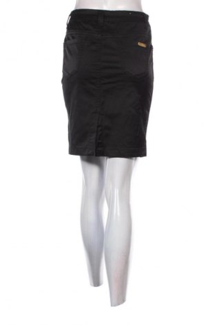 Пола Unbranded, Размер S, Цвят Черен, Цена 4,09 €