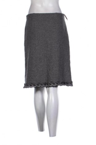 Пола Unbranded, Размер M, Цвят Сив, Цена 3,06 €