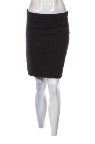 Пола Unbranded, Размер S, Цвят Черен, Цена 4,09 €