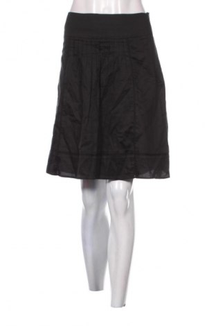 Пола Unbranded, Размер S, Цвят Черен, Цена 2,04 €