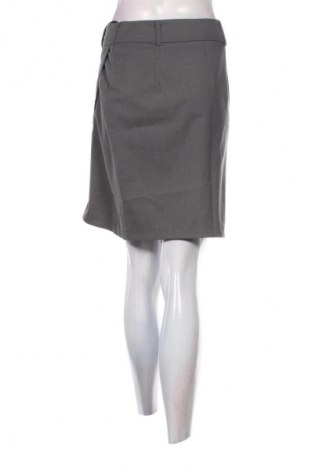 Пола Unbranded, Размер S, Цвят Сив, Цена 2,04 €