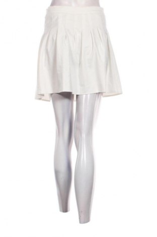 Пола Unbranded, Размер M, Цвят Бял, Цена 9,71 €