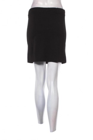 Пола Unbranded, Размер M, Цвят Черен, Цена 3,57 €