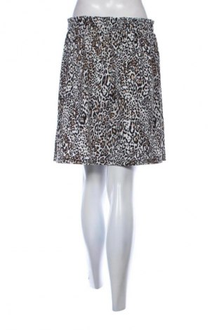 Пола VILA, Размер XL, Цвят Многоцветен, Цена 4,09 €