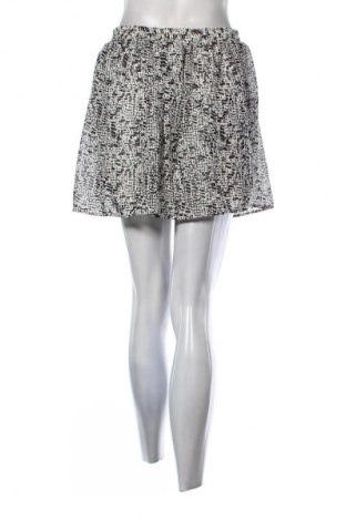 Пола Vero Moda, Размер M, Цвят Многоцветен, Цена 4,60 €