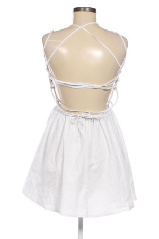 Šaty  ASOS, Veľkosť M, Farba Biela, Cena  11,95 €