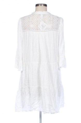 Šaty  Amisu, Velikost S, Barva Bílá, Cena  59,00 Kč