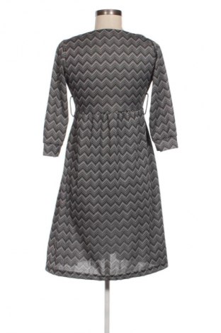 Kleid Amisu, Größe XS, Farbe Mehrfarbig, Preis € 3,99