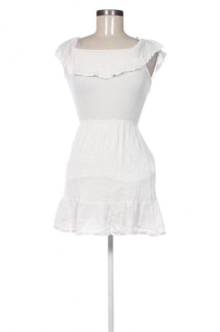 Sukienka Bershka, Rozmiar L, Kolor Biały, Cena 26,99 zł