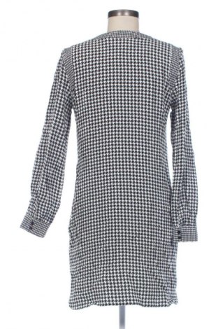 Sukienka Caroll, Rozmiar M, Kolor Kolorowy, Cena 45,99 zł