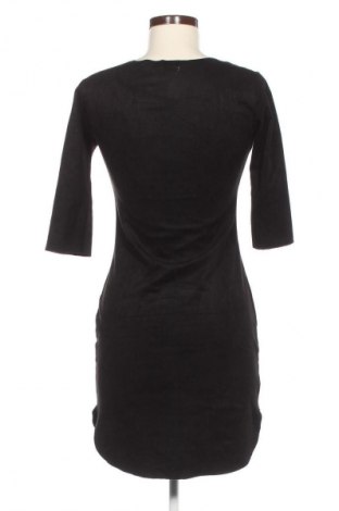 Ruha Cherrykoko, Méret M, Szín Fekete, Ár 719 Ft