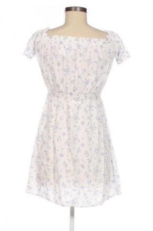 Рокля Cropp, Размер M, Цвят Многоцветен, Цена 7,15 €