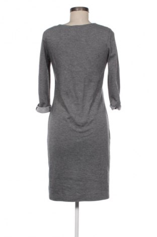 Šaty  Edc By Esprit, Velikost M, Barva Šedá, Cena  149,00 Kč