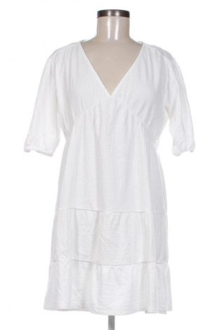 Φόρεμα Fisherfield, Μέγεθος M, Χρώμα Λευκό, Τιμή 7,99 €