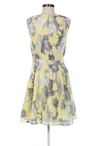 Рокля French Connection, Размер L, Цвят Многоцветен, Цена 24,03 €