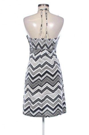 Rochie H&M, Mărime M, Culoare Multicolor, Preț 27,99 Lei