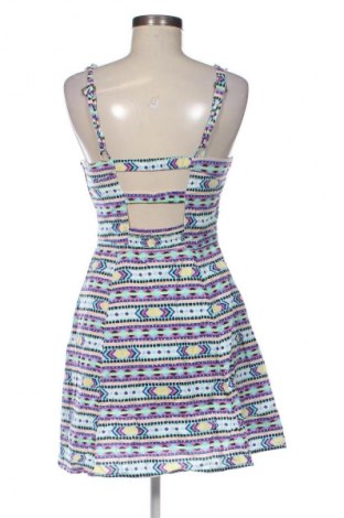 Sukienka H&M Divided, Rozmiar M, Kolor Kolorowy, Cena 27,99 zł