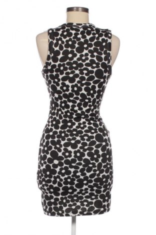 Šaty  H&M Divided, Velikost S, Barva Vícebarevné, Cena  339,00 Kč