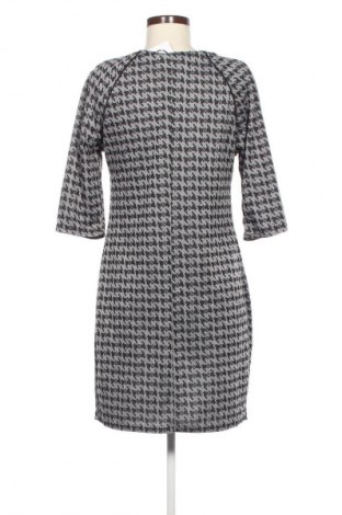 Kleid Infinity, Größe M, Farbe Mehrfarbig, Preis 2,99 €