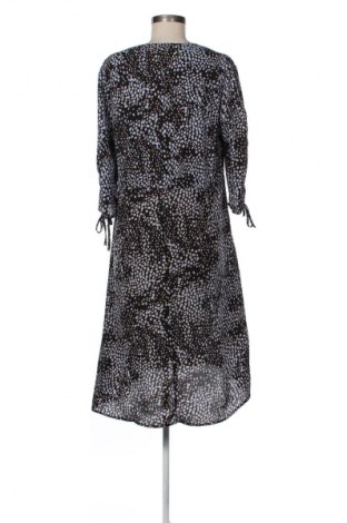 Šaty  Kapalua, Velikost M, Barva Vícebarevné, Cena  119,00 Kč