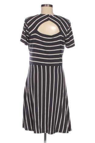 Kleid Loft, Größe M, Farbe Mehrfarbig, Preis 12,99 €