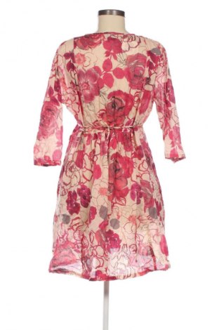 Sukienka Masai, Rozmiar S, Kolor Kolorowy, Cena 24,99 zł