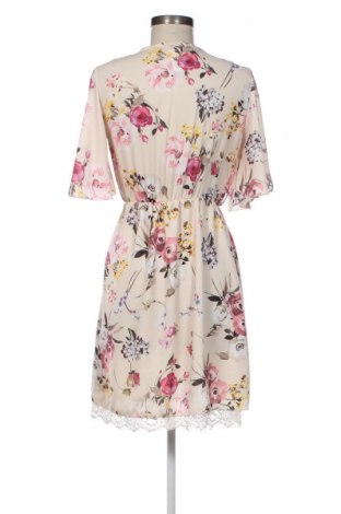 Sukienka Nuna Lie, Rozmiar M, Kolor Kolorowy, Cena 22,47 zł