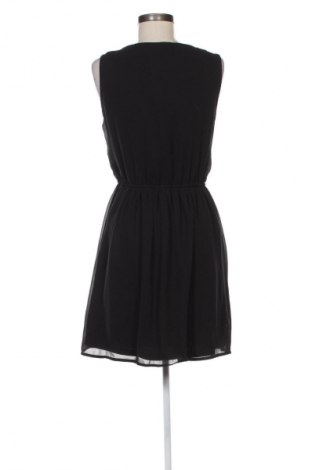 Sukienka ONLY, Rozmiar M, Kolor Czarny, Cena 23,99 zł