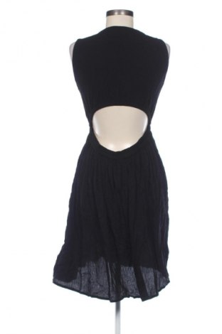 Sukienka Page One, Rozmiar M, Kolor Czarny, Cena 22,99 zł