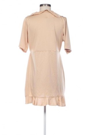 Φόρεμα Pretty Little Thing, Μέγεθος XL, Χρώμα  Μπέζ, Τιμή 37,99 €