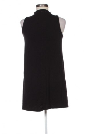 Sukienka Pull&Bear, Rozmiar S, Kolor Czarny, Cena 21,99 zł