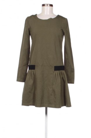 Ruha Reserved, Méret M, Szín Zöld, Ár 4 269 Ft