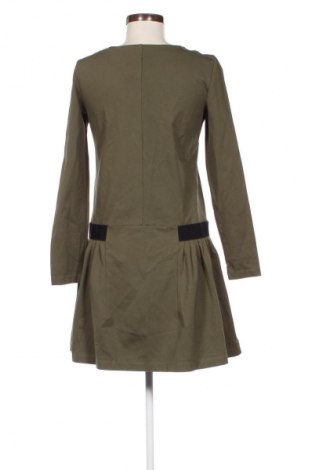 Ruha Reserved, Méret M, Szín Zöld, Ár 4 269 Ft