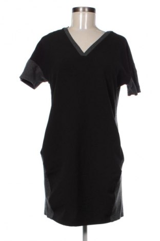 Kleid Reserved, Größe M, Farbe Mehrfarbig, Preis 8,99 €