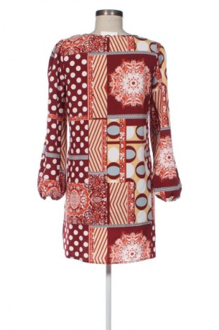 Sukienka SHEIN, Rozmiar S, Kolor Kolorowy, Cena 22,99 zł