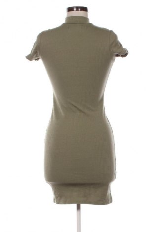 Sukienka Sinsay, Rozmiar S, Kolor Zielony, Cena 25,99 zł