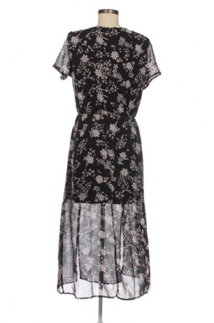 Šaty  Sinsay, Velikost M, Barva Černá, Cena  219,00 Kč