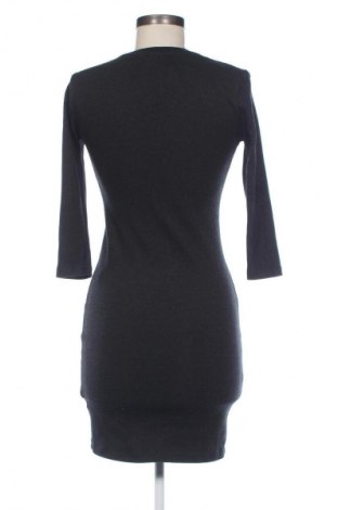 Sukienka Sinsay, Rozmiar M, Kolor Szary, Cena 23,58 zł