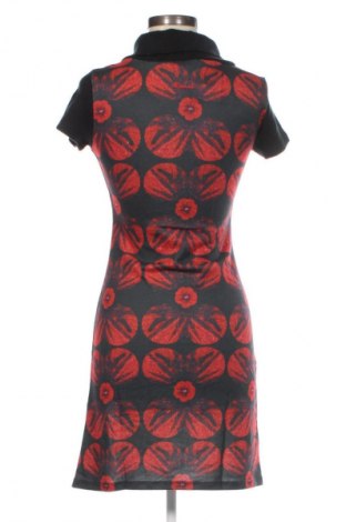 Φόρεμα Smash, Μέγεθος S, Χρώμα Πολύχρωμο, Τιμή 5,99 €