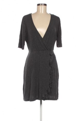 Šaty  Stradivarius, Veľkosť L, Farba Sivá, Cena  6,95 €