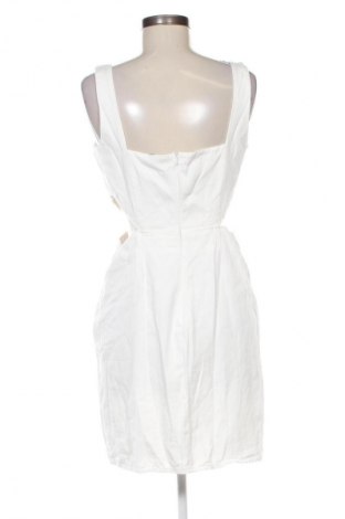 Sukienka Trendyol, Rozmiar M, Kolor Biały, Cena 78,99 zł