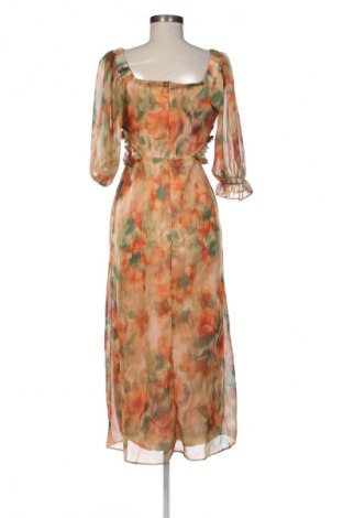 Sukienka Trendyol, Rozmiar M, Kolor Kolorowy, Cena 116,99 zł