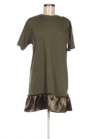 Kleid Trendyol, Größe M, Farbe Grün, Preis 12,99 €