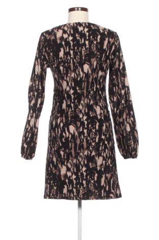 Kleid VILA, Größe M, Farbe Mehrfarbig, Preis 1,99 €